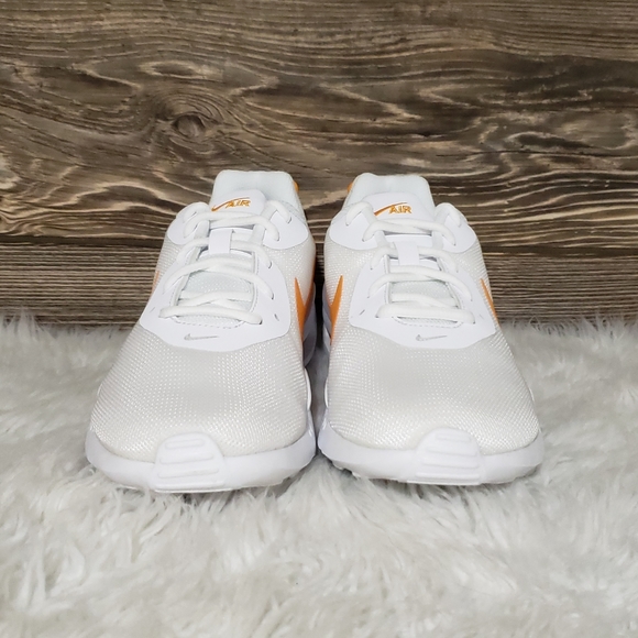 New Nike Air Max Oketo White Orange Sneakers - Picture 2 of 8